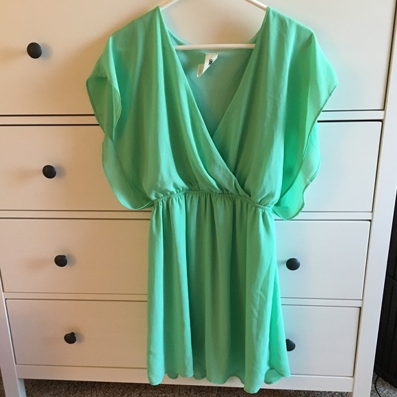 Needle & Thread Dresses & Skirts - Francesca’s Needle and Thread Mint Dress